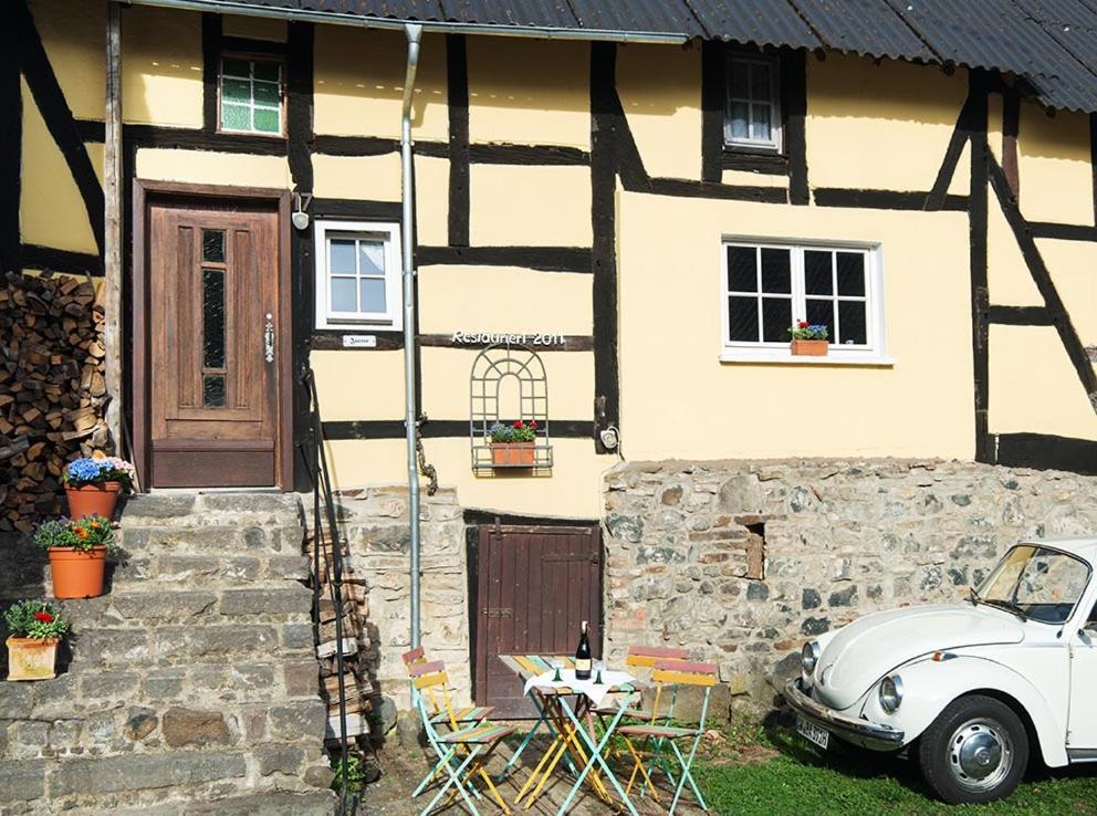 Gasthaus Zur Burgschaenke Aremberg Exterior foto